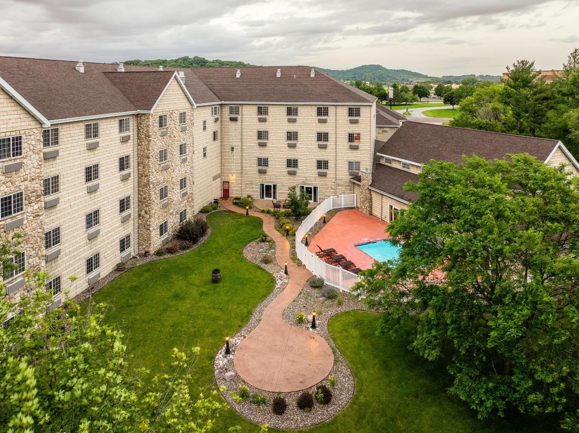 Stoney Creek Hotel La Crosse - 奥那拉斯加 外观 照片