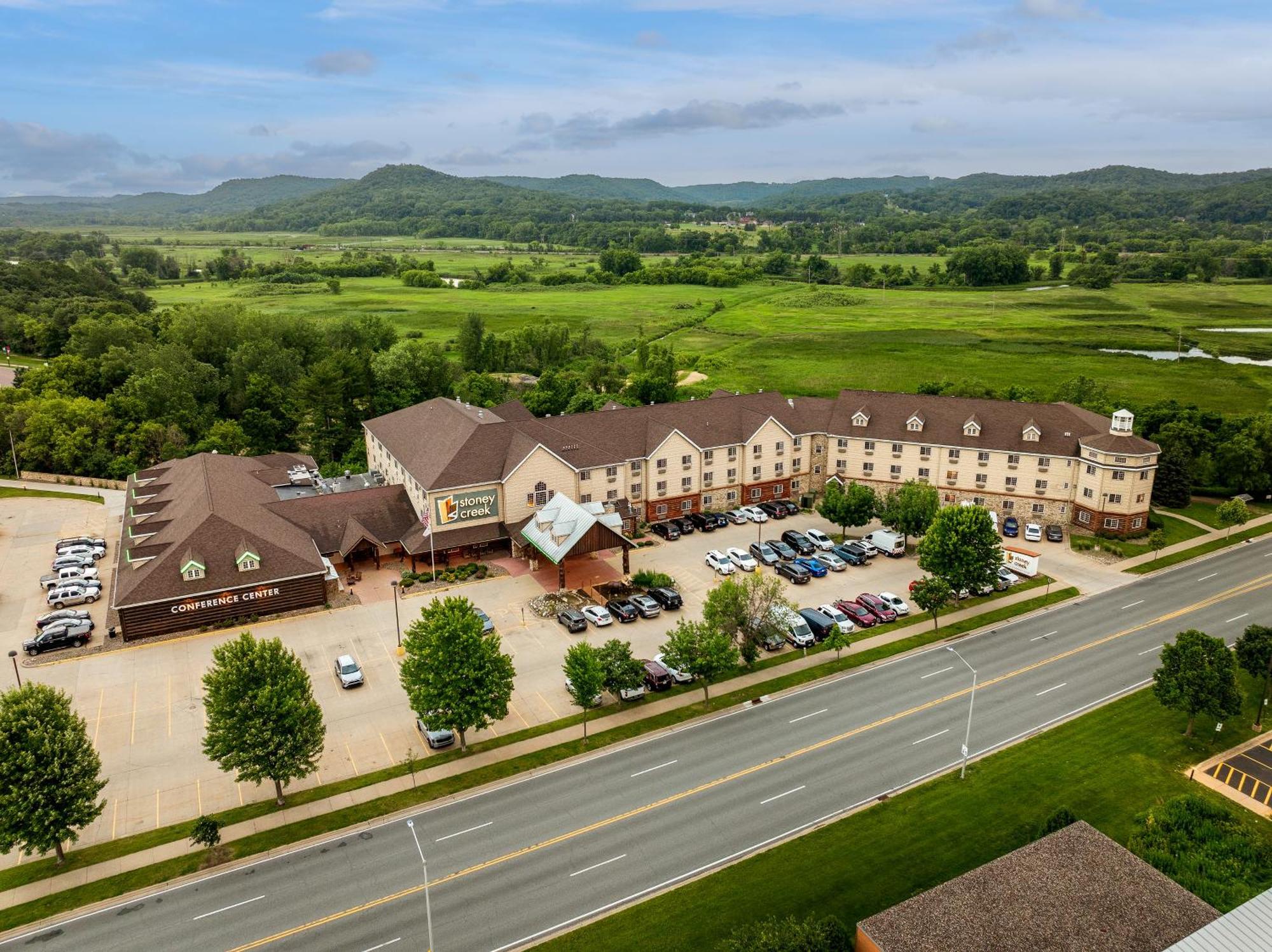 Stoney Creek Hotel La Crosse - 奥那拉斯加 外观 照片